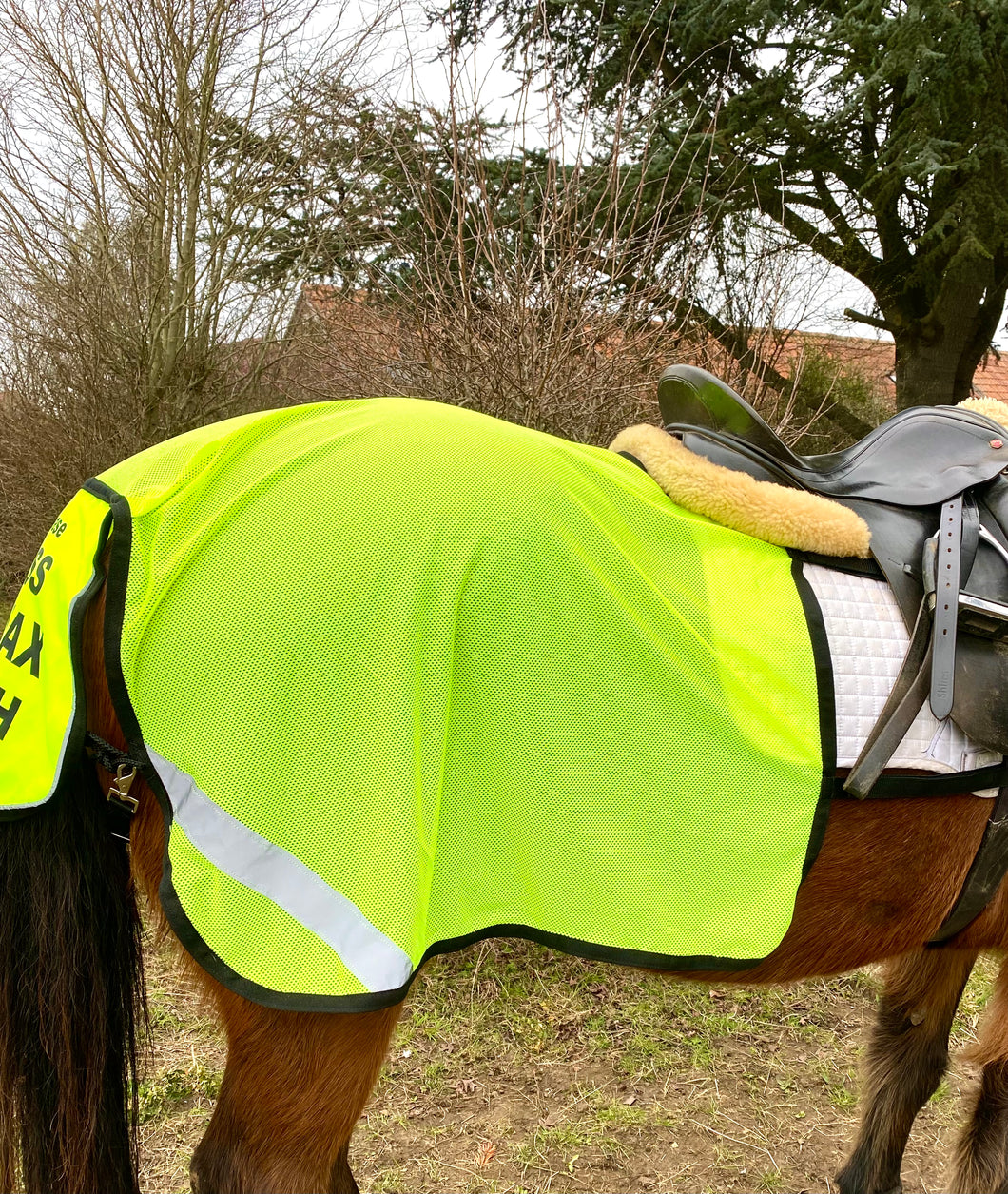 Mesh hi viz quarter sheet with the large driver message on the tail flap.  HI viz yellow, orange or pink!  LED lights can be added to the tailflap.